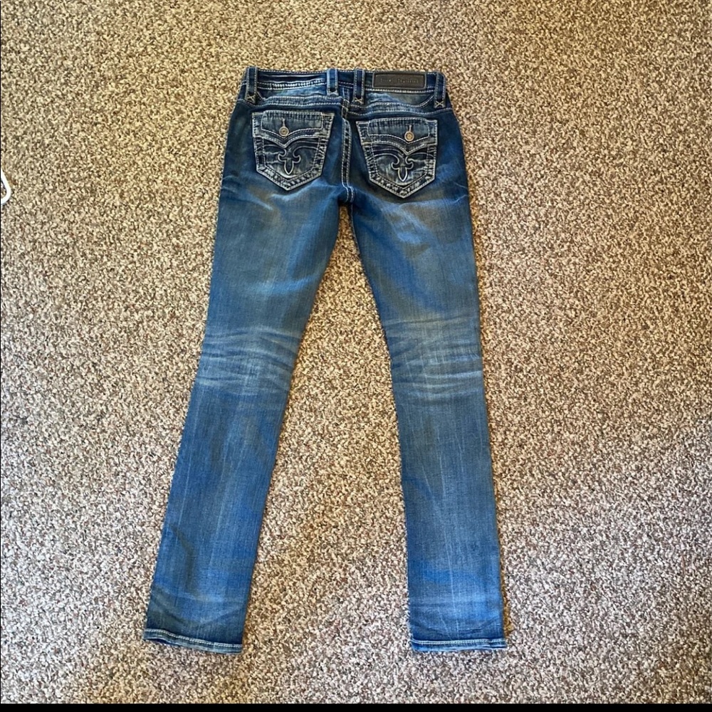 Rock revival distressed straight mid rise jeans 26